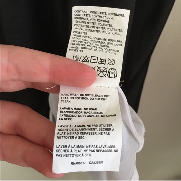 Bebe | Halter Keyhole Neck Two Tone Blouse - Picture 4 of 5